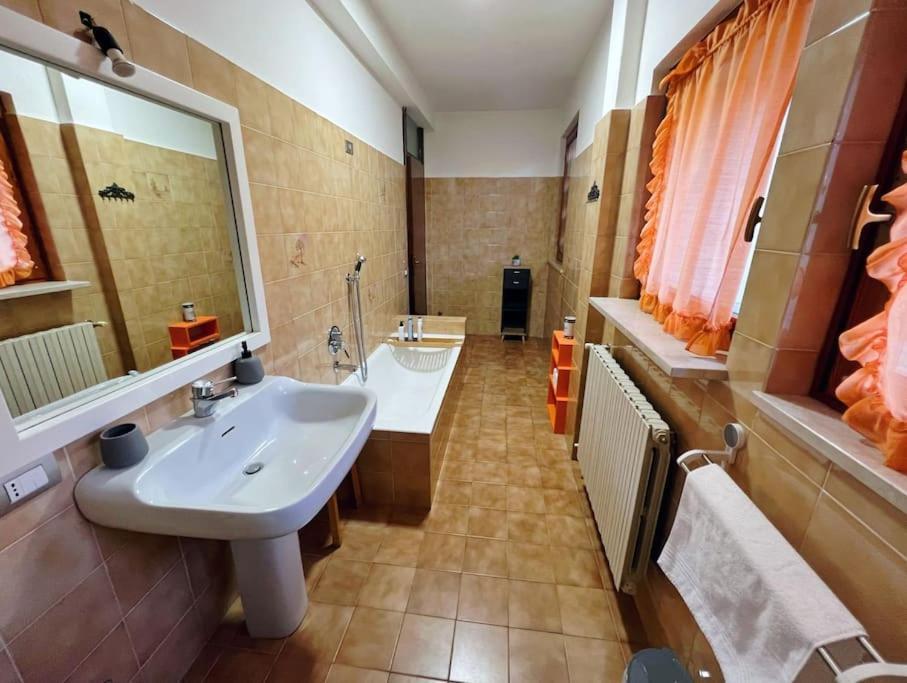 Business And Family House Con 3 Camere Da Letto แบร์กาโม ภายนอก รูปภาพ